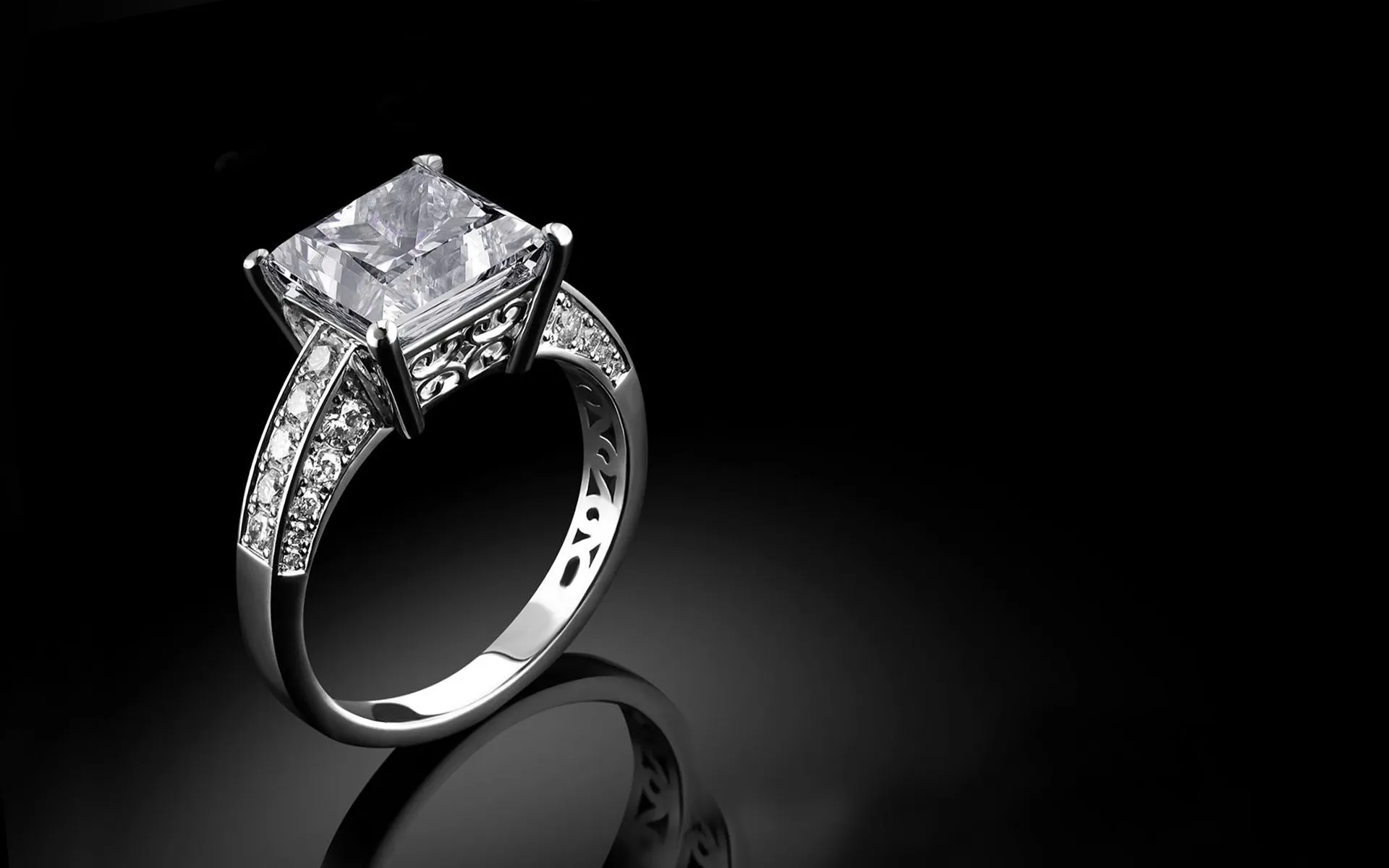 Unique Custom Engagement Rings